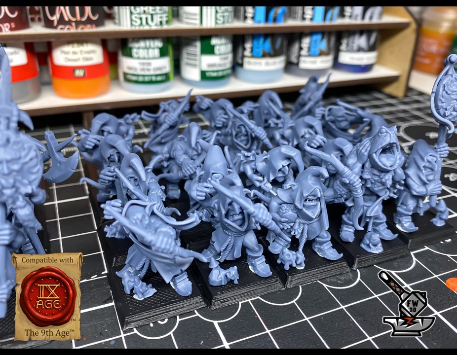 20 Goblins with base weapons - Image 5