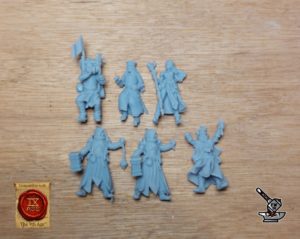 figurines ENDOMMAGEES lot 82