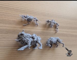 figurines ENDOMMAGEES lot 227