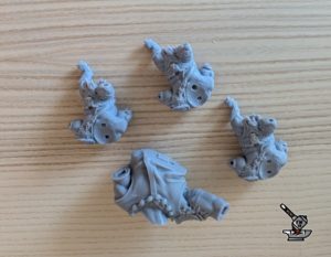 figurines ENDOMMAGEES lot 211